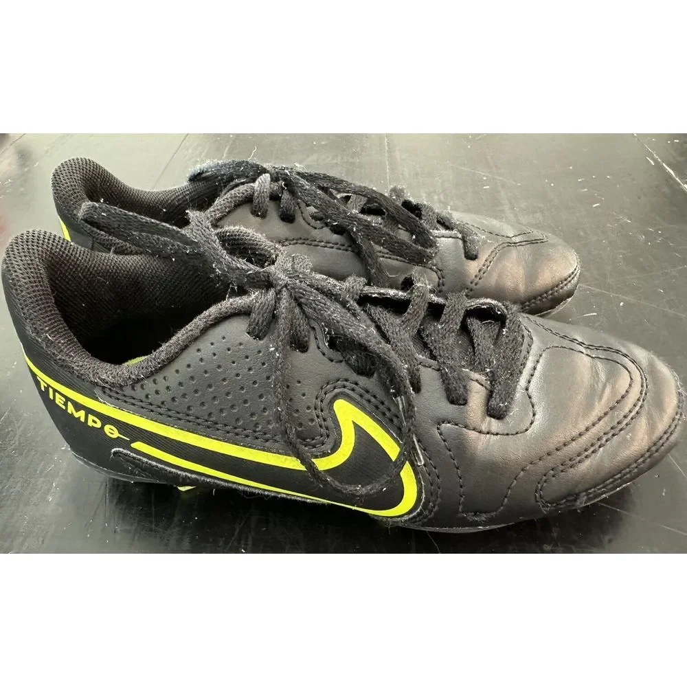 Nike Tiempo Legend 9 Youth‎ Soccer Cleats Size 1.5 Y